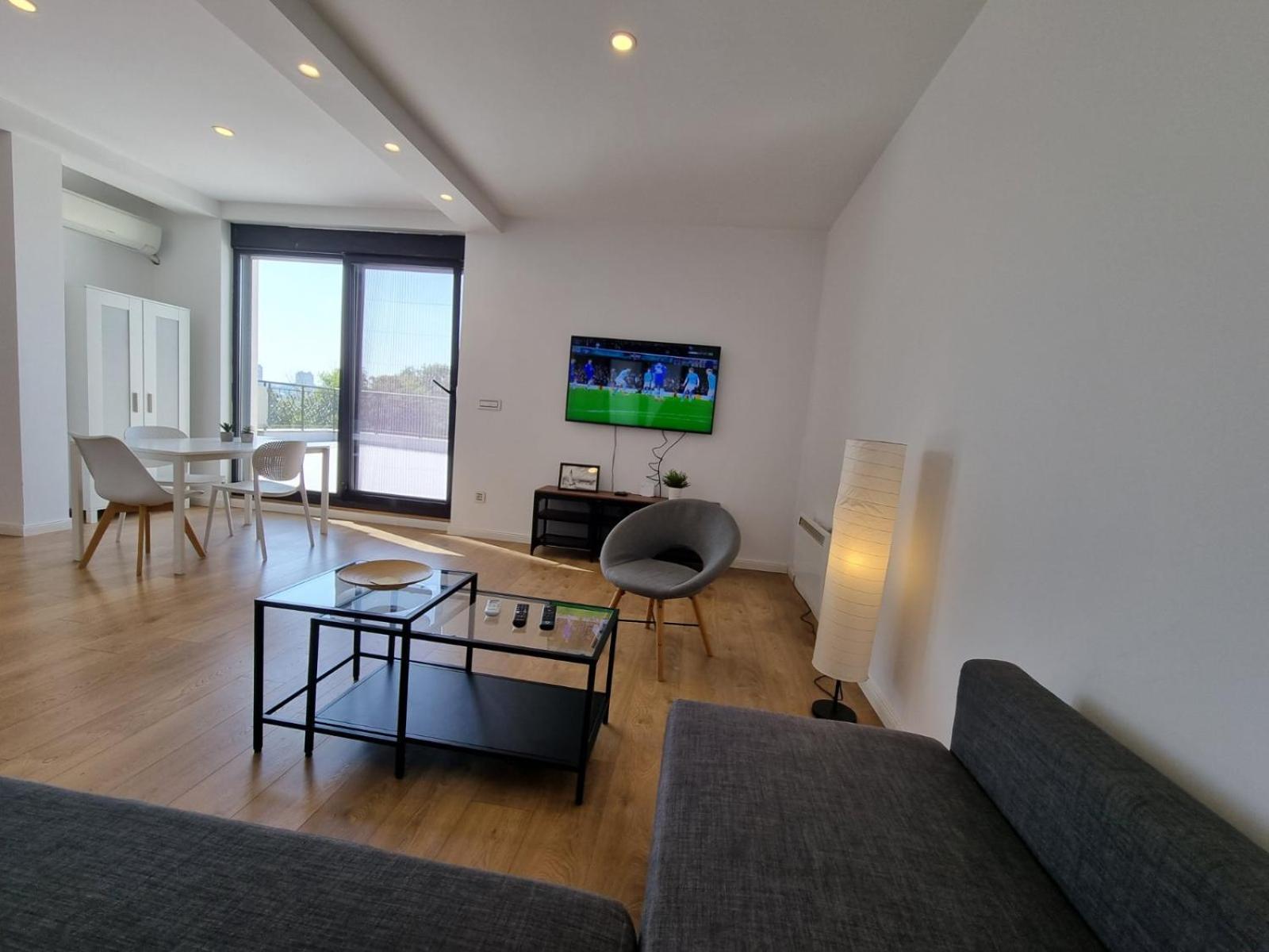 J&J Apartments Белград Екстериор снимка