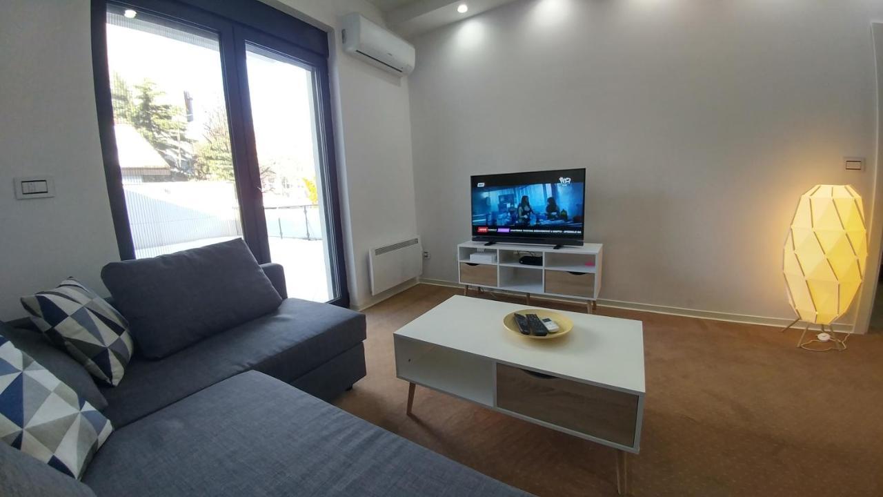 J&J Apartments Белград Екстериор снимка