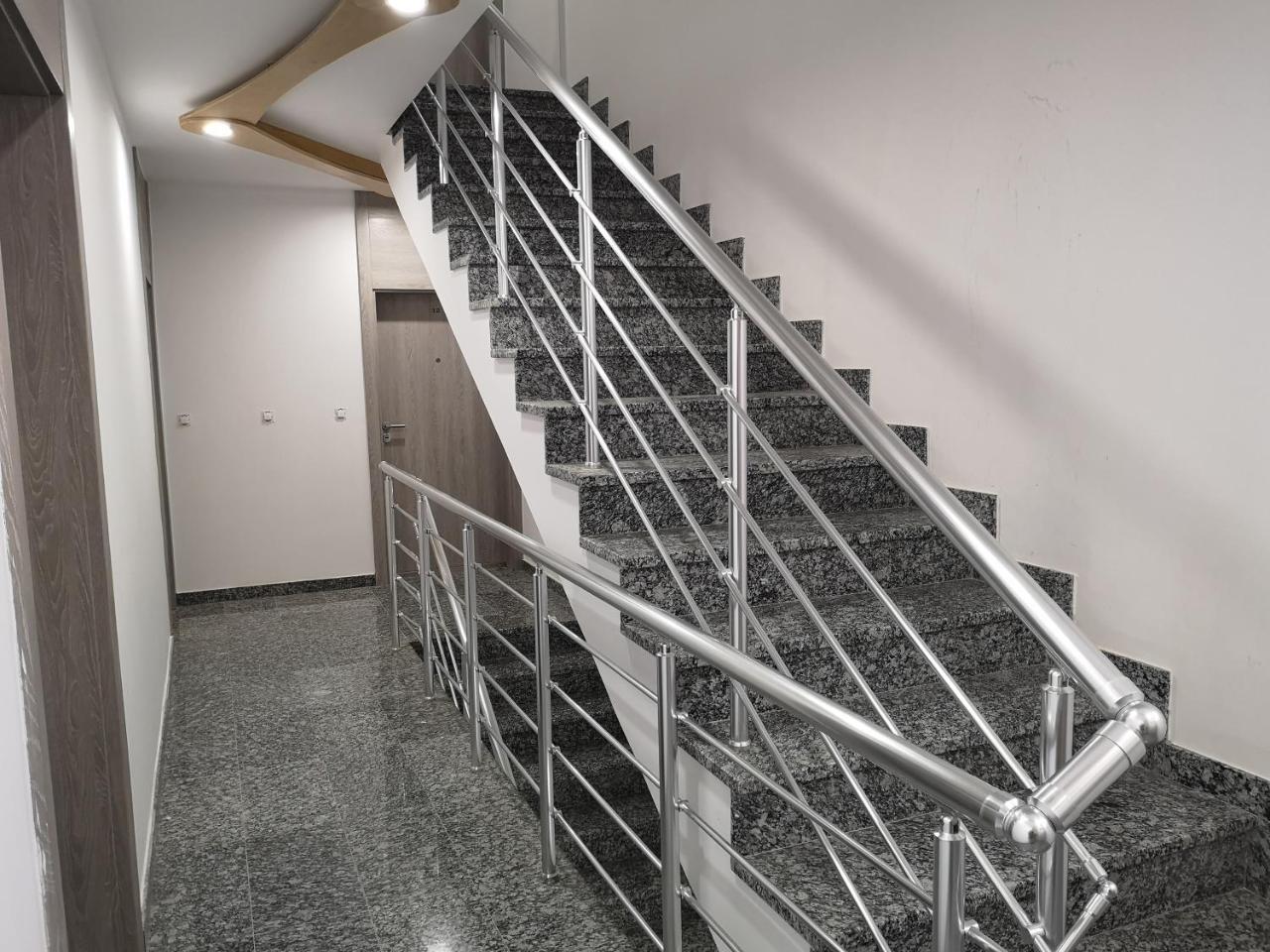 J&J Apartments Белград Екстериор снимка