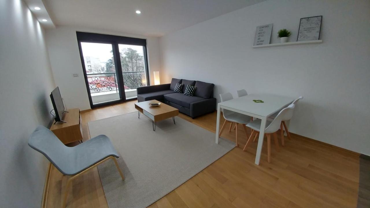 J&J Apartments Белград Екстериор снимка